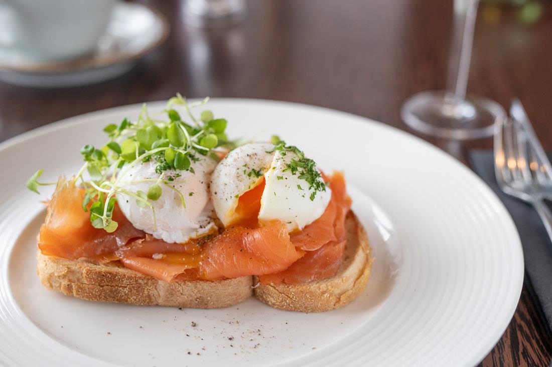 Poached eggs and smoked salmon on sourdough